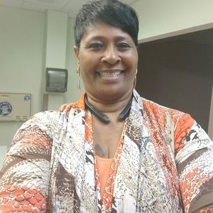 Meet your Posher, Annie